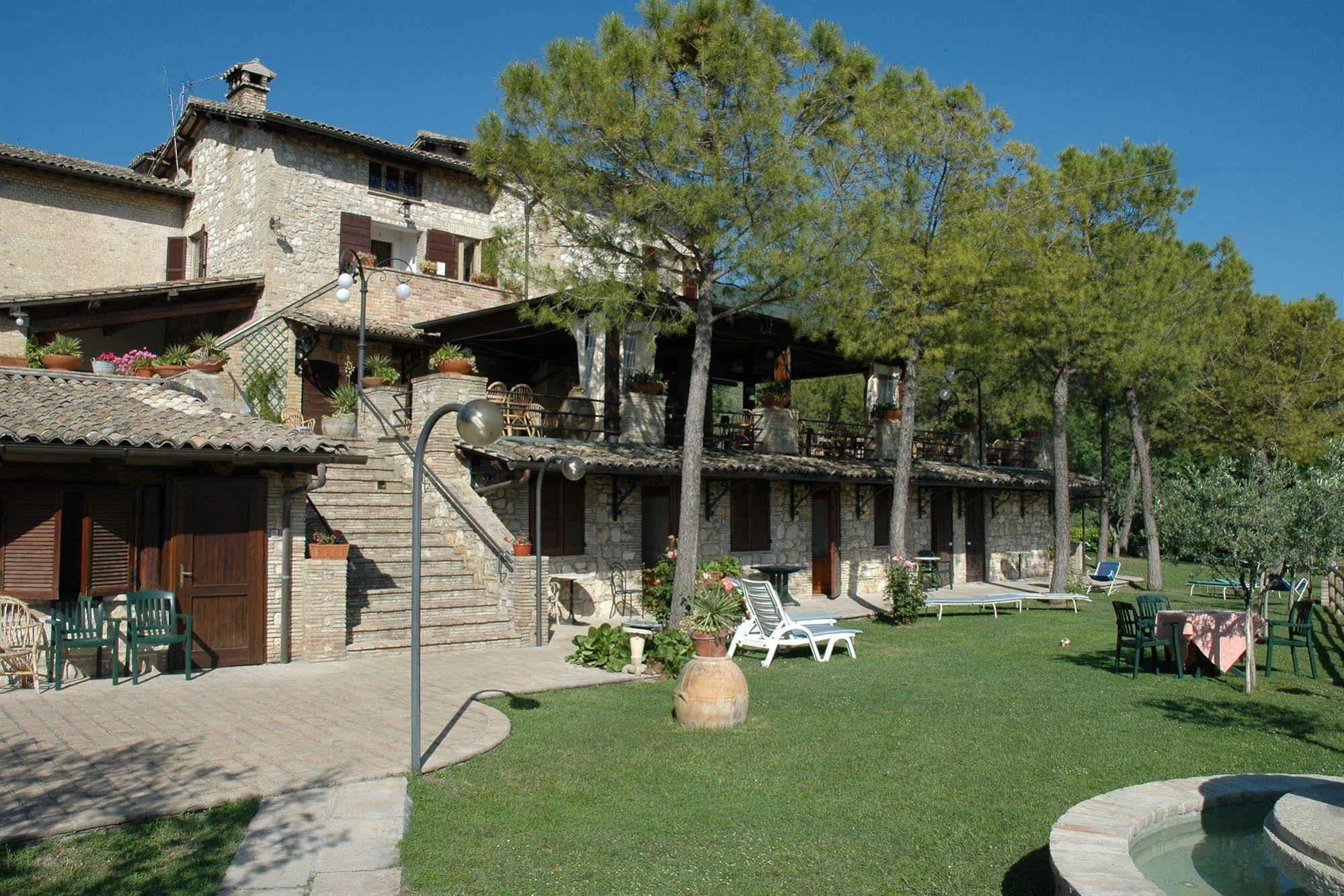 Country House Tre Esse Assisi Kültér fotó